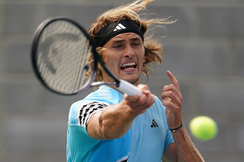 英国网球队力克世界网球队，兹维列夫打破历史纪录