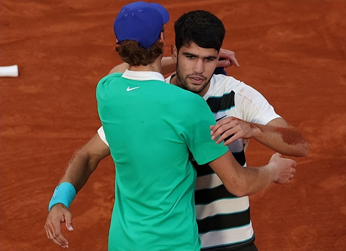 戴维斯杯逆转拉沃尔杯,阿尔卡拉斯状态火热 戴维斯杯逆转拉沃尔杯,阿尔卡拉斯状态火热