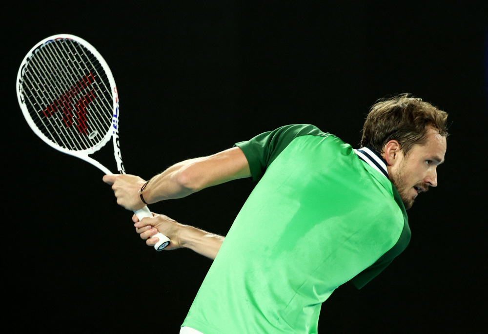 温网力克戴维斯杯,梅德韦杰夫惊艳四座 温网力克戴维斯杯,梅德韦杰夫惊艳四座