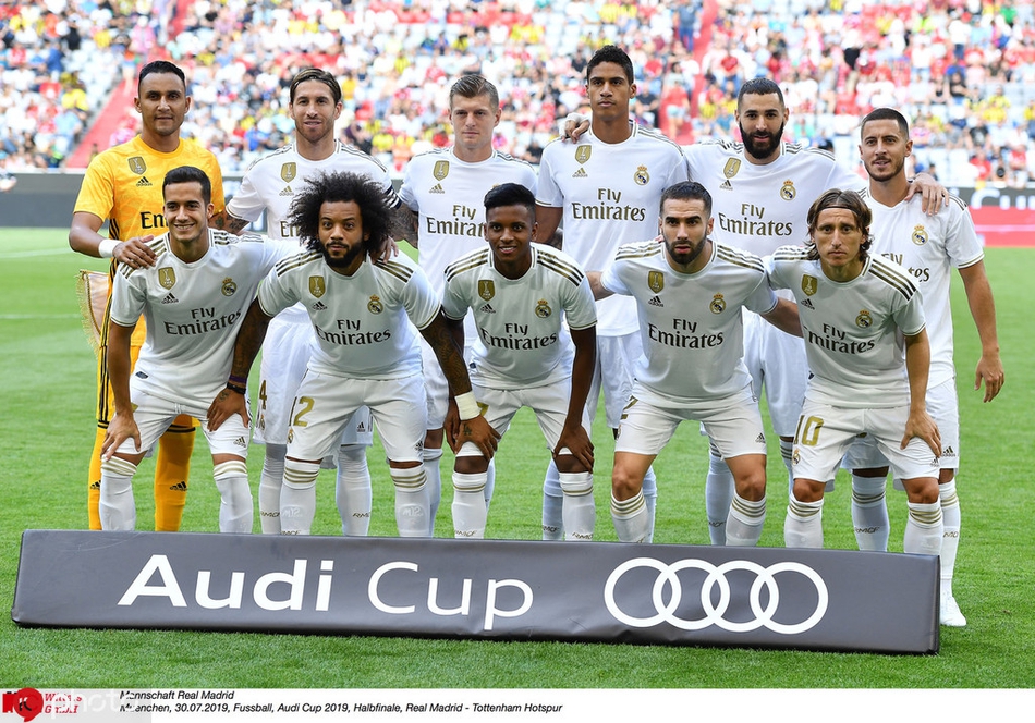 捷克国脚攻入制胜一球，帮助队伍翻盘